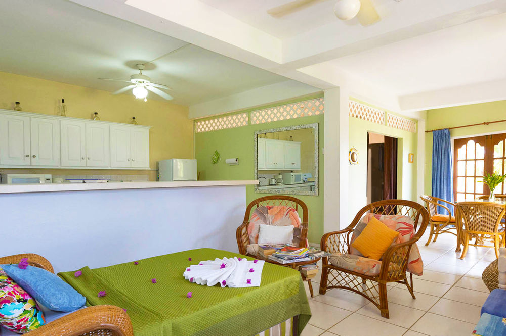 Hibiscus Heights Hotel Black Rock Buitenkant foto